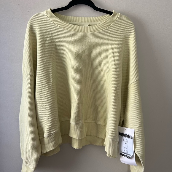 Aerie Light Yellow Crew Neck Sweater - Picture 1 of 4